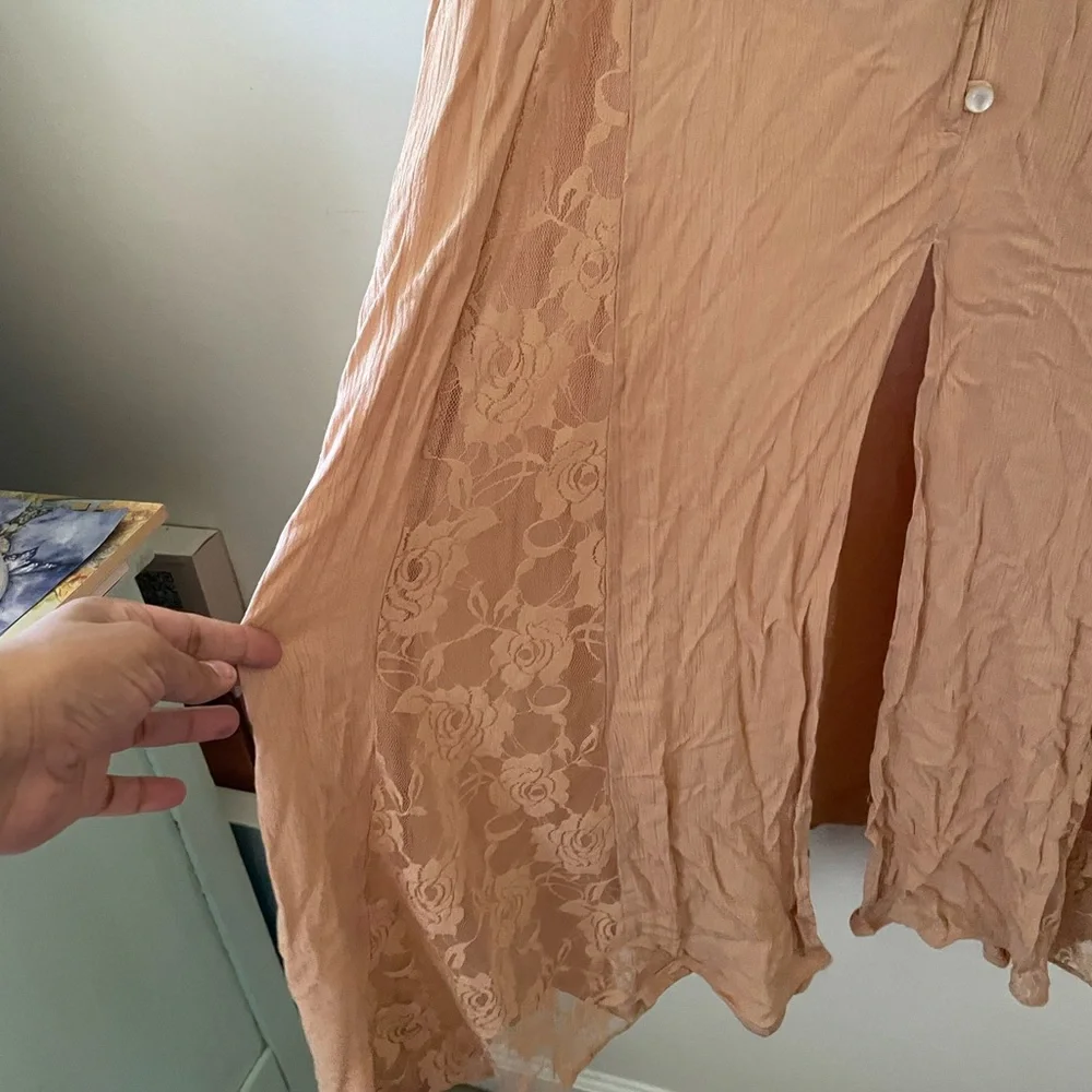 5 for $25 Venus Brand Peach Ruffle-Off-Shoulder Button-Front Maxi Dress - Picture 4 of 12